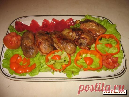 Рецепт: Рулетики из куриной шкурки, фаршированные овощами