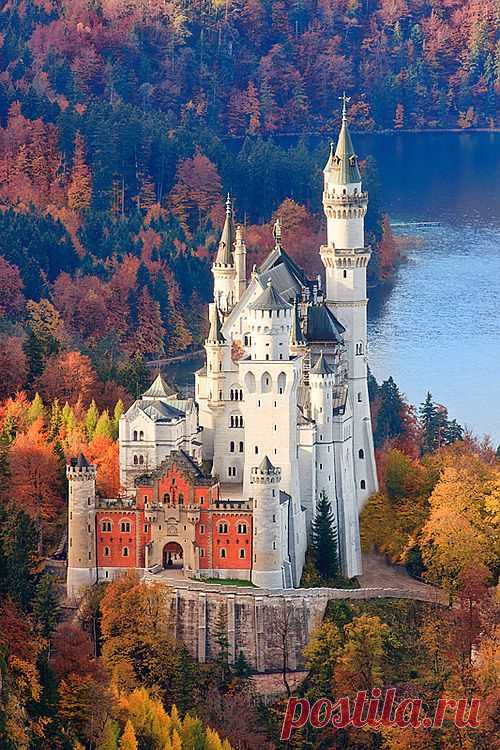 Fall at Neuschwanstein Castle, Germany | Amazing Pictures - Amazing Pictures, Images, Photography from Travels All Aronud the World