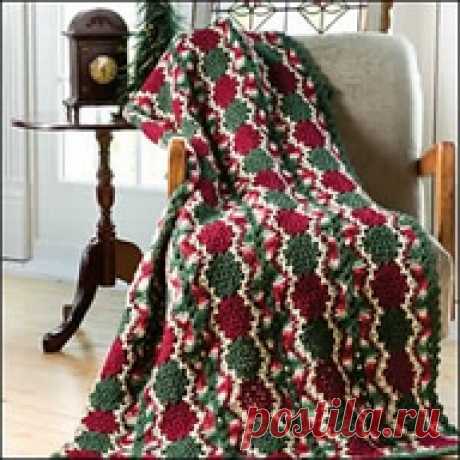 Ravelry: Vintage Christmas Throw pattern by... / Интерьер / Зима, весна, лето, осень и снова зима / Pinme.ru / Pinme