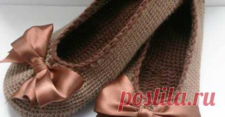 (3) Facebook