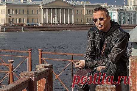 Что бы ты не делал за спиной у людей, помни, ты делаешь это на глазах у Бога.