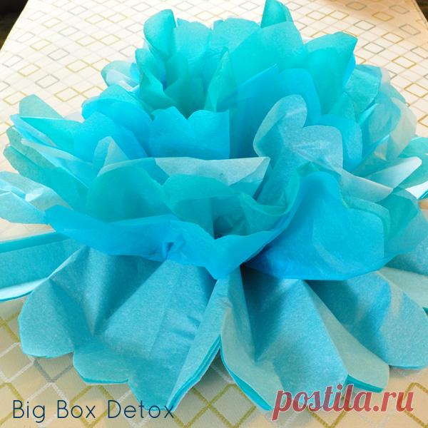 Помпоны, цветы из бумаги