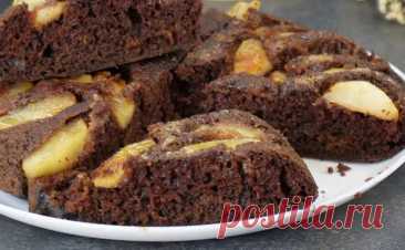 Выливаем весь пирог прямо на сковороду и прикрываем крышкой: 15 минут и он уже на столе - Steak Lovers - Медиаплатформа МирТесен