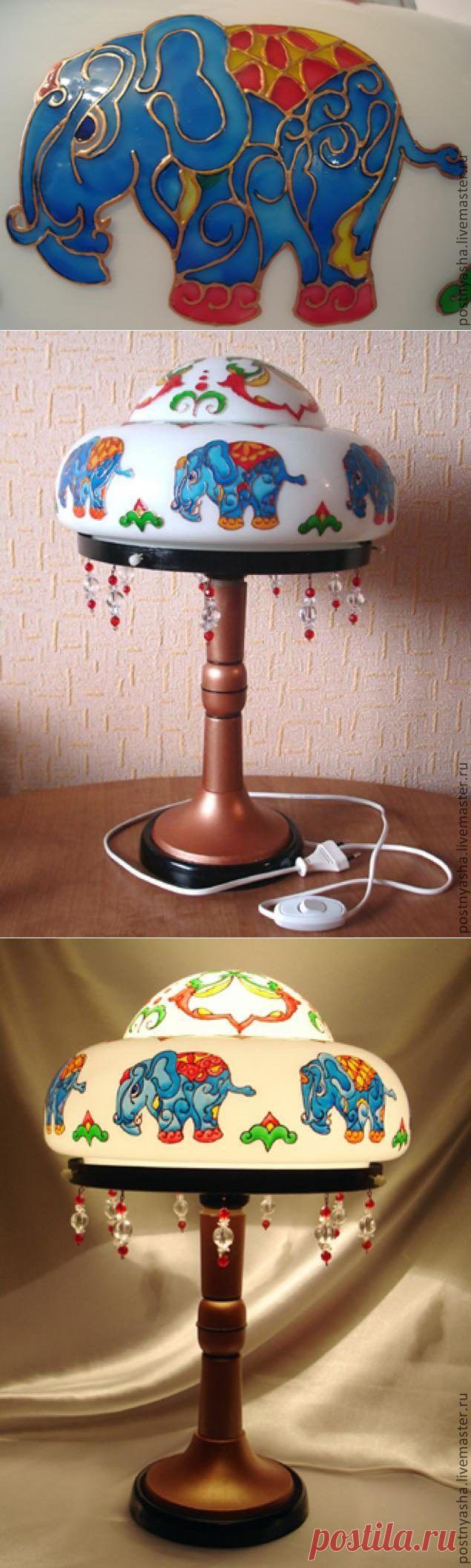 Настольная лампа в Индийском стиле / Я - суперпупер