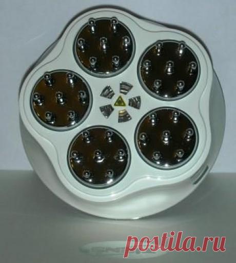 Полное название прибора: акупунктурный электромассажер для ухода за головой Ишоукан, который служит для регуляции биополя человека.
Результатом такого воздействия является
регуляция давления,
улучшение микроциркуляции крови, 
регуляция обменных процессов в клетках.Функции лазера низкой интенсивности
улучшение микроциркуляции крови;
регуляция иммунитета;
противовоспалительное действие
очищение крови.
Функции вибромассажа
усиление обменных процессов - питание и дыхание клеток;