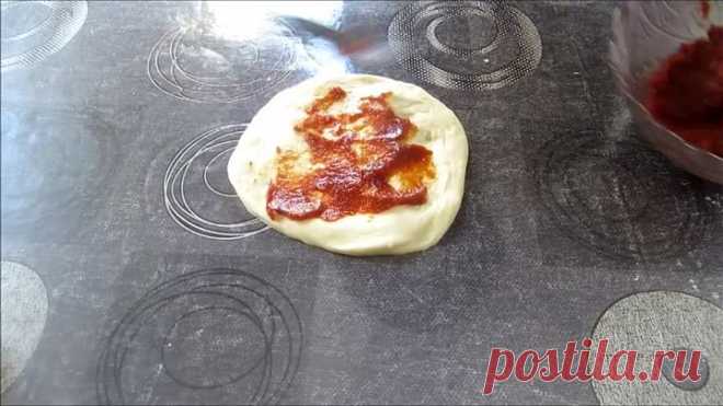 ВКУСНАЯ ЗАКУСКА 🍕 БУЛОЧКИ-ПИЦЦЫ С ШАШЛЫЧНЫМИ КОЛБАСКАМИ 🍕 ОЧЕНЬ ВКУСНЫЙ РЕЦЕПТ 👍