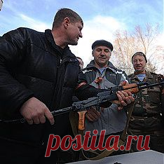 Евромайдан: акции протеста на Украине: Обстановка в Крыму накаляется