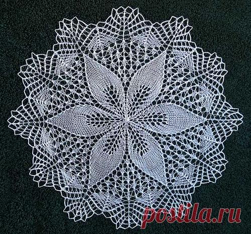 Ravelry: Julie pattern by Ugeblad