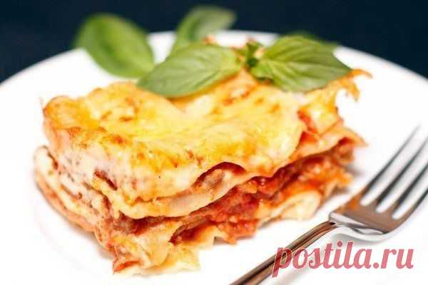 Мясная лазанья.