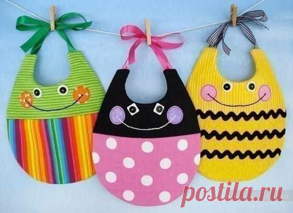 Слюнявчик своими руками, выкройка / Детские шапочки, шарфики, пинетки, комплекты. Шитье и вязание для  спицами и крючком / Ёжка - стихи, загадки, творчество и уроки рисования для детей