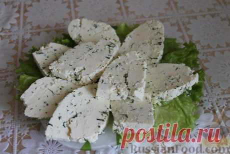 Рецепт: Домашний сыр с зеленью и чесноком на RussianFood.com