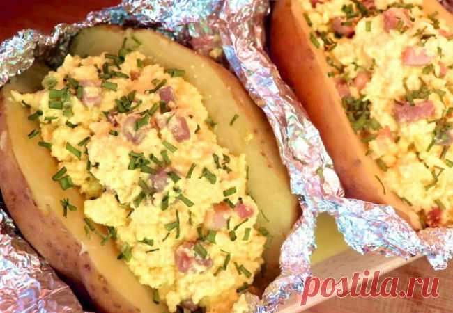Крошка-картошка с мясной начинкой: запекаем в фольге