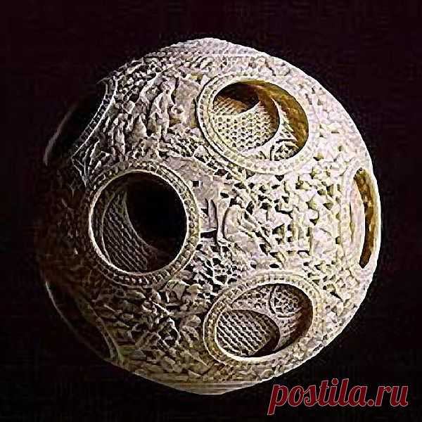 ажурные шары вырезанные из кости( чудеса норма жизни)