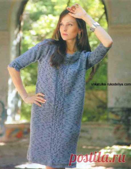 Вязаное платье из меланжевой пряжи Вязаное платье из меланжевой пряжи спицами. Женское платье платочной вязкой с описанием
