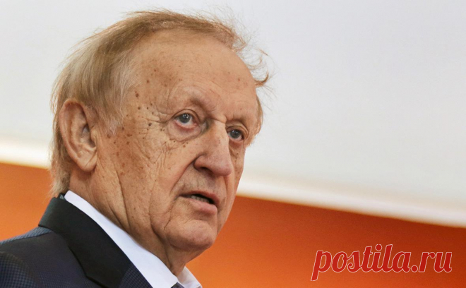 Украина допустила обмен экс-главы «Мотор Сич» на «тысячу наших ребят». Арестованный на Украине бывший руководитель предприятия Вячеслав Богуслаев сам просил включить его в список на обмен с Россией. Киев ранее допускал, что его могут обменять на украинских военных