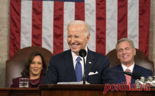 Байден заявил, что США «в наилучшей форме» для победы в конкуренции с КНР. Президент США считает, что победа над КНР поможет сплотить американцев. Вашингтон и Пекин будут сотрудничать, но при этом США не потерпят угроз и будут защищаться, как в случае с китайским аэростатом, подчеркнул Байден