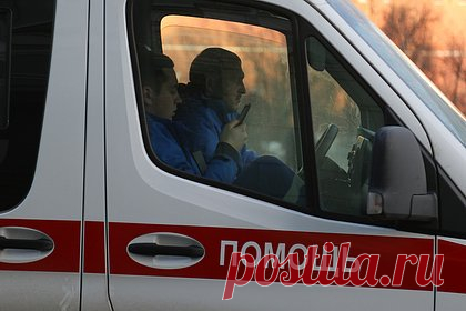 Пятеро российских детей отравились угарным газом. В городе Карабулак Республики Ингушетия пять детей отравились угарным газом. Об этом сообщает управление МЧС по российскому региону в Telegram-канале. По данным министерства, всего от отравления угарным газом пострадали шесть человек. Предварительно, утечка газа произошла из-за того, что у дымохода водонагревателя отсу