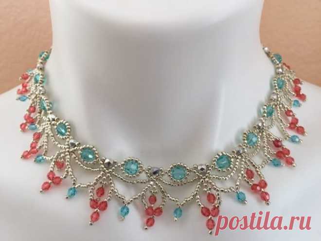 Королевские кружева Королевские кружеваПодберите цвета бисера под свои вкусы.