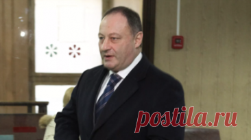 Guardian: экс-сенатор Слуцкер скончался в Женеве на 70-м году жизни. Экс-член Совета Федерации России Владимир Слуцкер скончался в Женеве в возрасте 69 лет. Он умер от рака. Читать далее