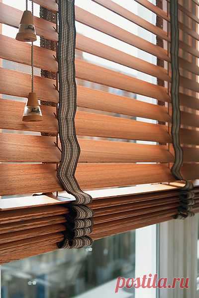 Деревянные жалюзи. Под заказ. г. Кобрин, ул. Интернациональная 82, магазин " Одёжка для окошка"  +375 33 641 14 12