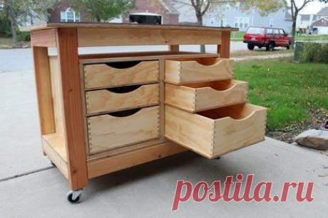Tool Cart / Workbench. Places I could use this: sewing room, workshop, kitchen nook (for serving with hutch-like storage), kids rooms (for toys, cr…