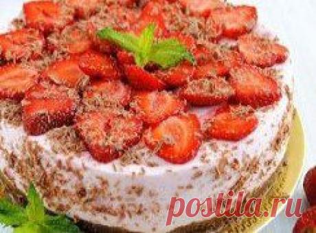 Клубничный торт без выпечки
https://i.ovkuse.ru/blogs/kulinarija/klubnichnyi-tort-bez-vypechki-39518.html

Клубничный торт без выпечки - Простые рецепты Овкусе.ру
Клубничный торт без выпечки