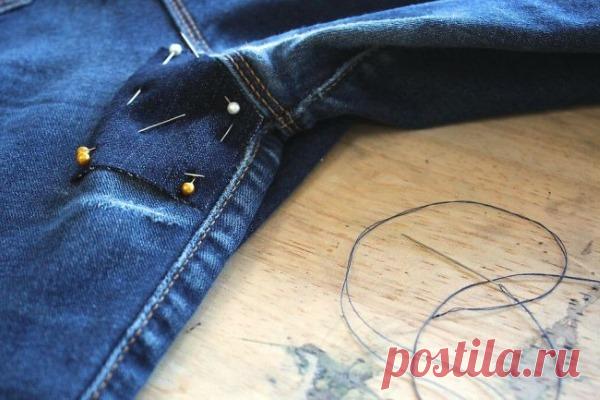 Как заштопать джинсы между ног на машинке, вручную незаметно, красиво. Мастер-класс с фото