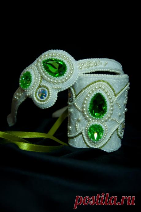 Комплект №3 ( пока без названия). Свадебная коллекция. | biser.info - всё о бисере и бисерном творчестве