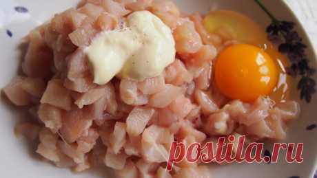 Быстрый ужин. Готовим куриные оладушки с сыром и зеленью из грудки бройлера | Блоги о даче и огороде, рецептах, красоте и правильном питании, рыбалке, ремонте и интерьере