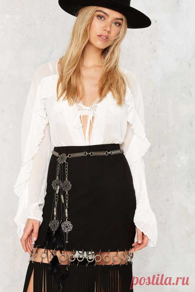 Love Strength Karlee Metal Belt | Shop Accessories at Nasty Gal!