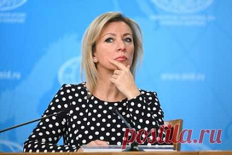 Захарова объяснила блокировку «Бесогон TV» нетерпимостью неолиберального Запада. Блокировка YouTube-канала «Бесогон TV», принадлежащего российскому режиссеру Никите Михалкову, является примером политической цензуры и нетерпимости неолиберального Запада. Об этом в публикации на своем Telegram-канале сообщила официальный представитель МИД России Мария Захарова.