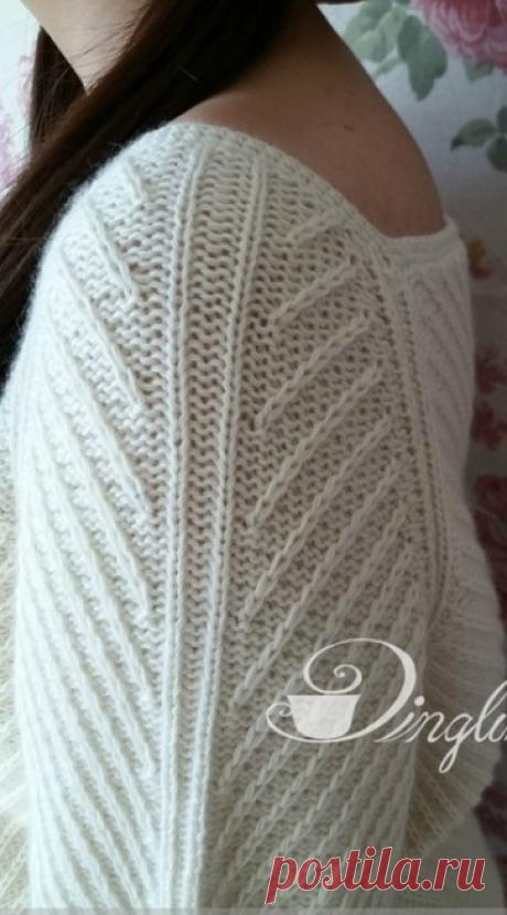 Пуловер с диагональным узором спицами