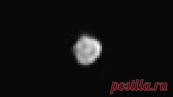 New Horizons сфотографировал спутник Плутон / Интересный космос