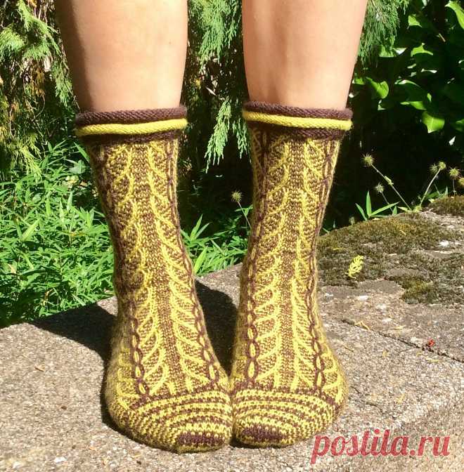 LACY not LAZY MADNESS SOCKS by imawale