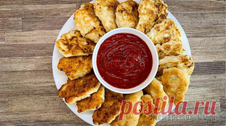Куриные оладьи рубленные Куриные оладьи на скорую руку. Вкусное и простое блюдо. Получаются пышные и сочные внутри.Рецепт:Куриное филе — 650 г.Яйцо — 3 шт.Мука рисовая — 3 ст.лРазрыхлитель теста — 1 ч.лСоль — по вкусуПерец — ...