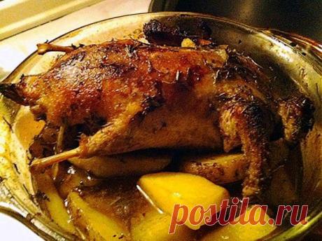 Очень шикарное и очень вкусное мясное блюдо! Просто фантастический вкус! Всем советую испробовать!
&quot;Утка с яблоками&quot;