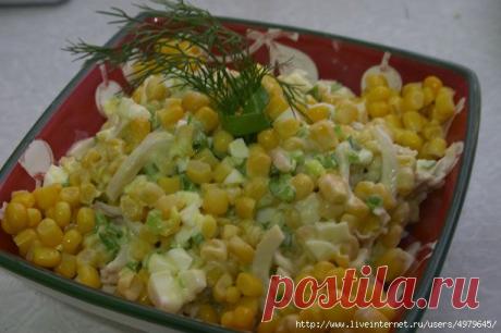 САЛАТЫ ИЗ КАЛЬМАРОВ НА ЛЮБОЙ ВКУС - 10 рецептов. .Салат из кальмаров с кукурузой