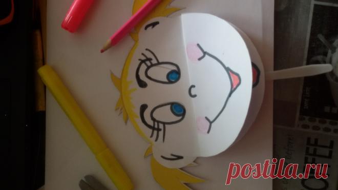 Нечто похожее я увидела на одной из сайтов решила попробовать сделать для своего младшенького сына (ребенок носит КИ!)это нам помогает изучить эмоции