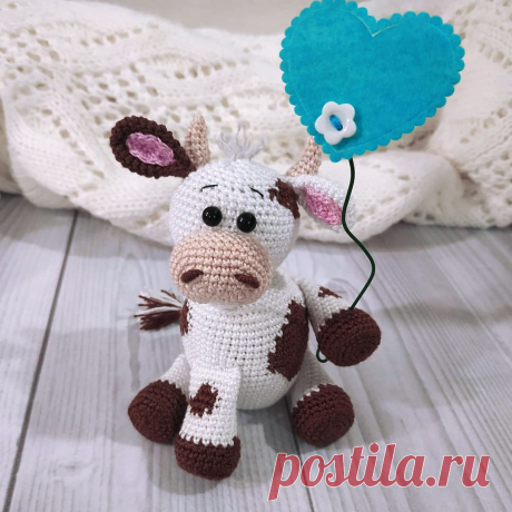 PDF Бычок Стёпа и коровка Марта крючком. FREE crochet pattern; Аmigurumi animal patterns. Амигуруми схемы и описания на русском. Вязаные игрушки и поделки своими руками #amimore - корова, коровка, телёнок, бык, маленький бычок.
