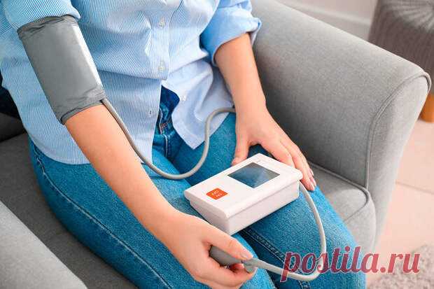 (48) Ликбез по давлению: что такое гипотензия, и как с ней бороться? - ПолонСил.ру - социальная сеть здоровья - 30 марта - 43347307923 - Медиаплатформа МирТесен Низкое кровяное давление редко вызывает у нас беспокойство, обычно это прерогатива гипертонии. Но и гипотензия может быть опасной! Гипотензия – научное название низкого артериального давления, и само по себе это состояние патологией не является. Многие люди ведут здоровый образ жизни, не испытывают - 30 марта - 433...