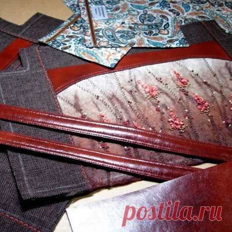 Процессы....
Сумка "Рыжая магия"
#Сумка#сумкаженская#женскаясумка#сумка#декор#валянаясумка#сумкаваляная#сумкасвышивкой#валяние#вышивк#авторскаясумка#сумкаавторская#рукоделие#сумкасфермуаром#сумка##сумкаавторская#сумкаженская#сумкасдекором#авторскаясумка#Сумка#сумка#сумкаженская#женскаясумка#сумочка#роспись#вышивка##сумкасвышивкой#вышитаясумка#бисер