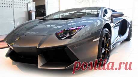 Lamborghini Aventador