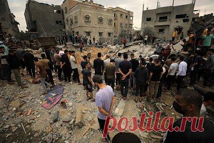 Израиль объяснил удары по машинам скорой помощи в Газе. Армия обороны Израиля заявила, что палестинское радикальное движение ХАМАС использует машины скорой помощи для перевозки оружия, а также боевиков, что превращает их в законные военные цели. По данным военных, ХАМАС пытается замаскировать своих бойцов под гражданских лиц.