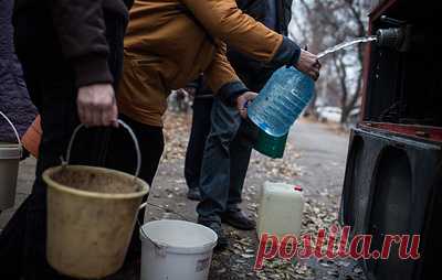 В ДНР объявили режим ЧС из-за остановки подачи питьевой воды. Без воды остались более 21 тыс. жителей Докучаевска и Еленовки, свыше 50 социальных объектов
