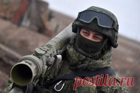 Опубликована карта боевых действий на Украине. Минобороны России во время ежедневного брифинга показало карту боевых действий на 13 января. Видео опубликовано в официальном Telegram-канале военного ведомства. На карте отражены основные события, произошедшие в зоне проведения специальной военной операции (СВО) за последние сутки.