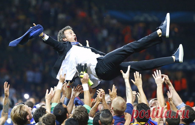 "Барселона" завоевала кубок Лиги чемпионов - Чемпионат