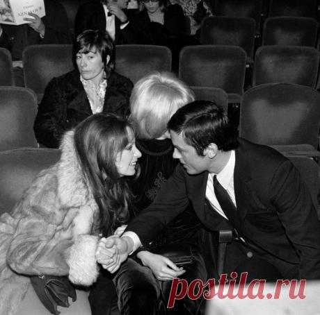 Мирей Дарк: «...женщины поголовно изнывали от зависти, когда я стала женой Делона...»