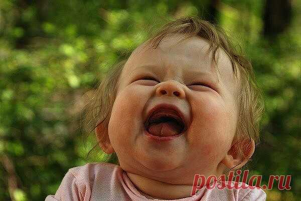 Улыбка - это не количеШтво ЖУБОВ, а ШоШтояние ДУШИ!))) Улыбка - это не количеШтво ЖУБОВ, а ШоШтояние ДУШИ!)))