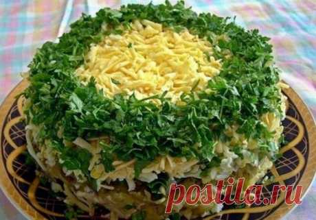 ГРИБЫ ПОД ШУБОЙ — ВКУСНЕЙШИЙ САЛАТ! 

Ингредиенты:
куриное мясо, вареное пекинская капуста грибы свежие репчатый лук болгарский перец морковь чеснок майонез соль масло растительное или оливковое
Приготовление:
Обжариваем нарезанные гриб…
