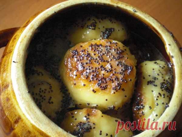 Сырники в маковом соусе